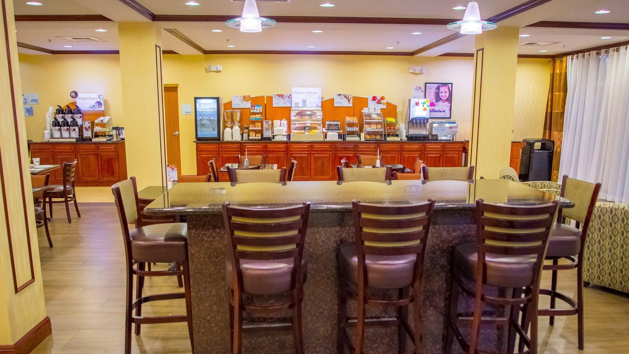 Holiday Inn Express Hotel & Suites Palm Bay By Ihg Εξωτερικό φωτογραφία